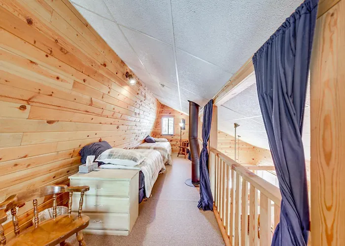 Holiday home Hike & Atv: Secluded W/ Deck *
