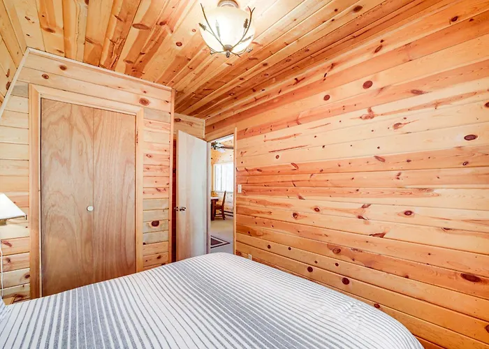 Hike & Atv: Secluded W/ Deck Holiday home *