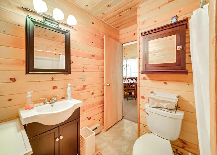 Holiday home Hike & Atv: Secluded W/ Deck